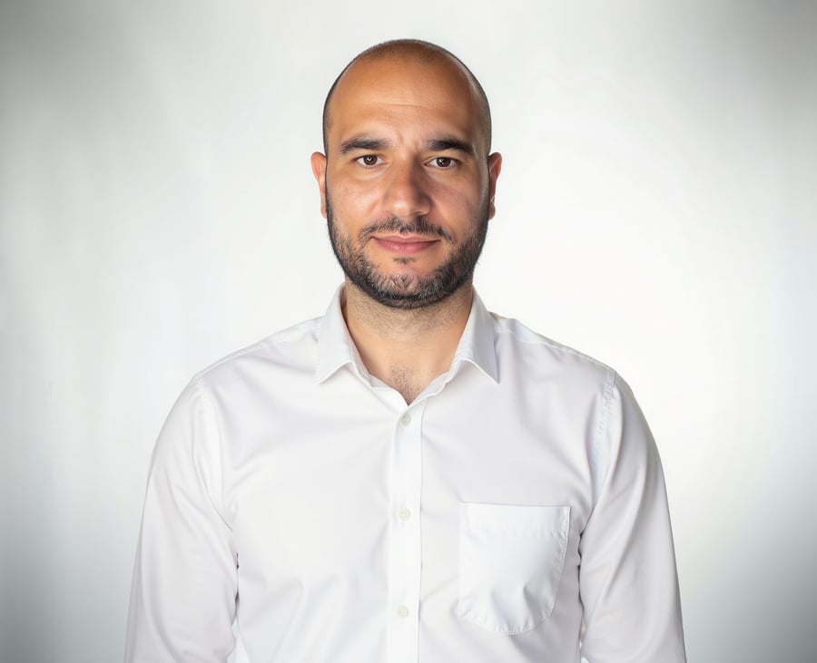 Marco Pereira — Senior Broker